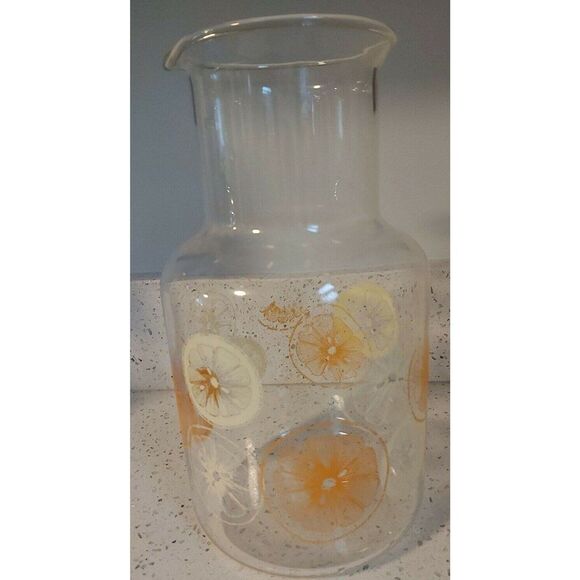 Vintage Pyrex 2 Quart Glass Lemon Slice Orange Juice Pitcher Carafe 3520 NO Lid - Picture 2 of 6